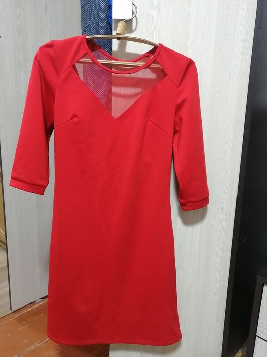 Продам платья!!!