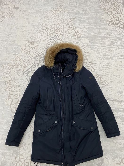 Продам пуховик зимний