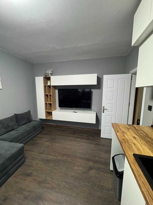 Продава се Двустаен апартамент в Плевен, Сторгозия - 50 кв.м за 1350 €/кв.м - Снимка #8