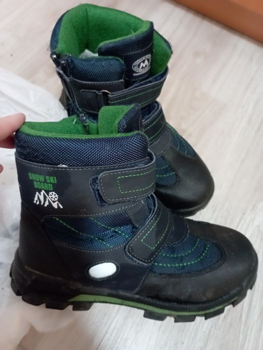 Продам сапоги зимние на мальчика