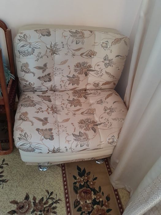 Продам Диван+2 Кресло