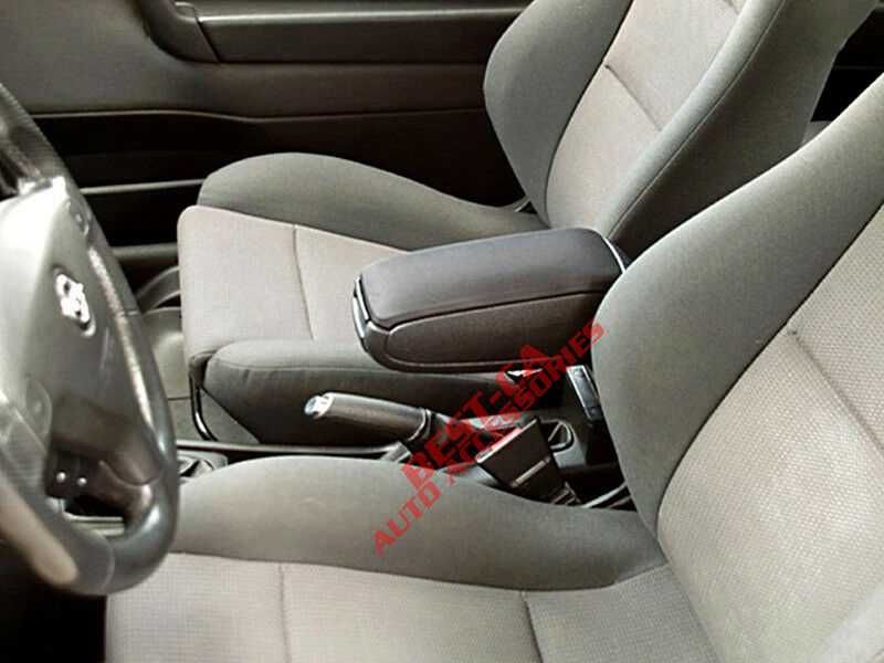 Текстилен черен подлакътник за Опел Астра Г / Opel Astra G (1998-2004)