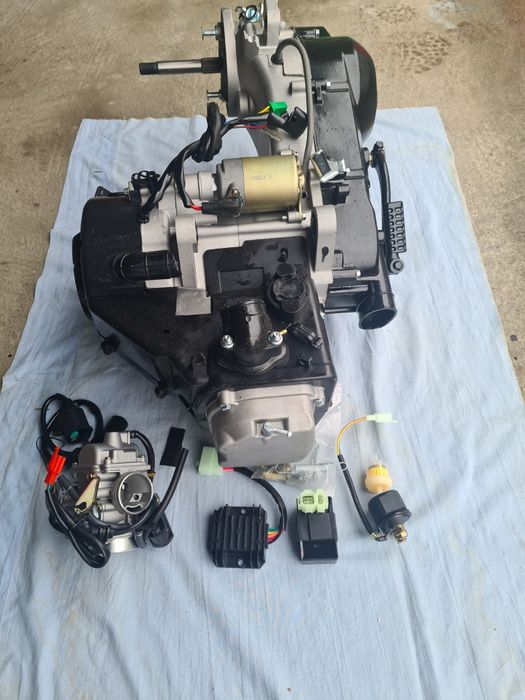 Motor complet 150cmc,6 kw,scuter