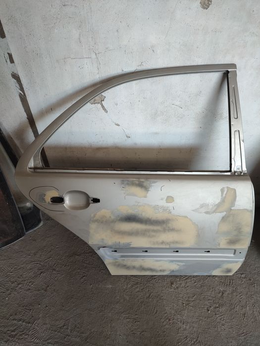 Двери Мерс w210 лупарь