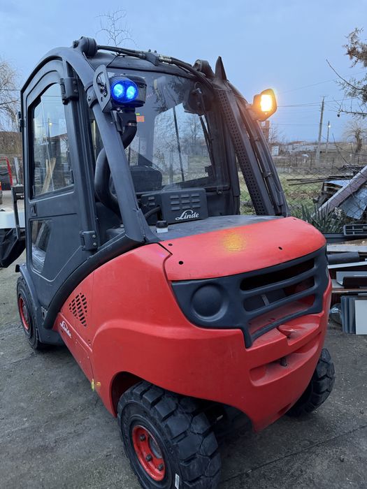 Мотокар Linde H30D-01 – Дизелов, Триплекс, 3000 кг