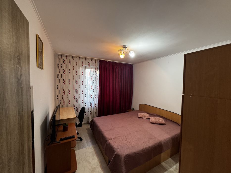 Particular, 3 camere , LANGA METROU