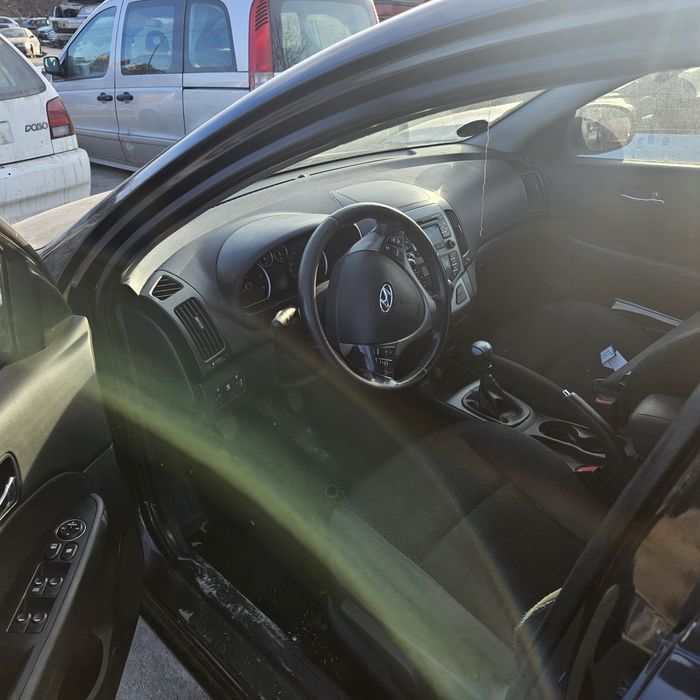 Хюндай И 30 1.6дизел на части