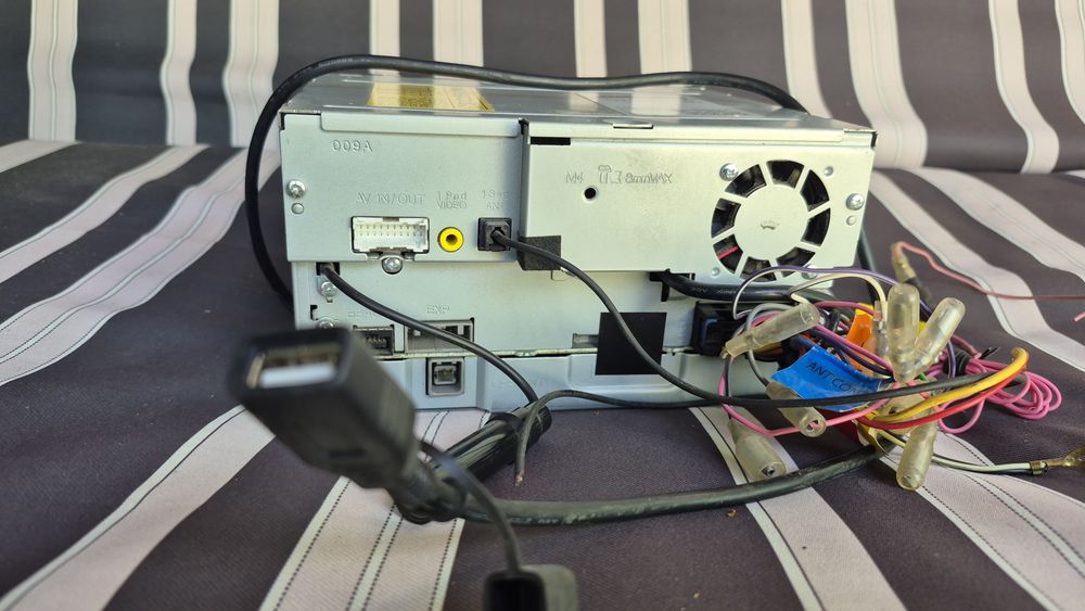 Kenwood MDV-L300