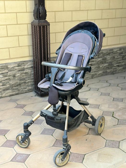 Продается детская прогулочная коляска