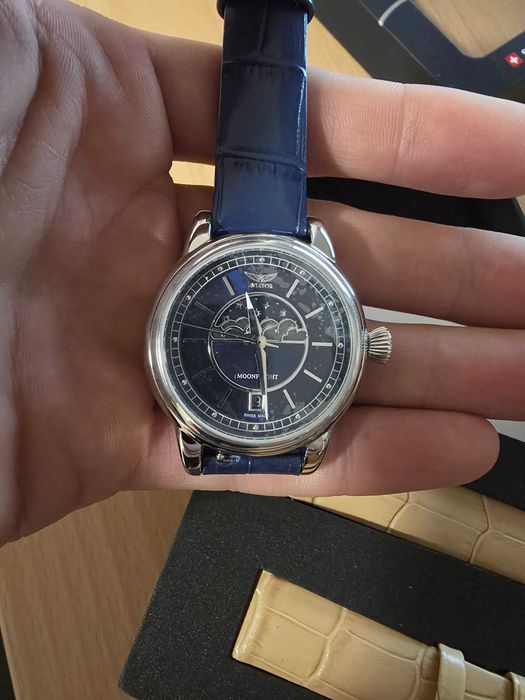 Mondaine Unisex Watch