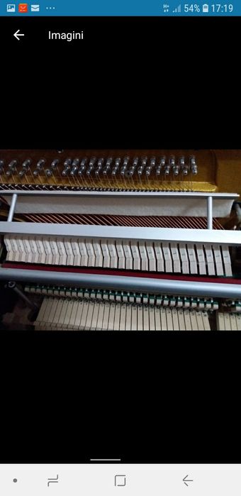 Pianina clasica impecabila!