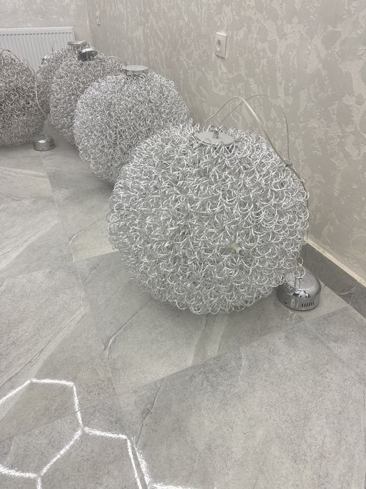 Продам очень красивые люстры ,новые.