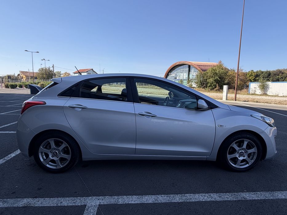 HYUNDAI i30 2016 — imagine 5