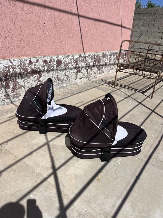 Коляска для двойни