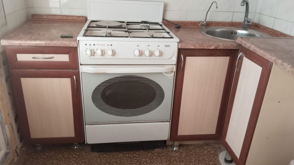 Продам куханый гарнитур