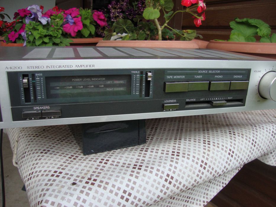 JVC A-K200 усилвател
