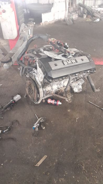 BMW E39 Мотор 2.8 одна ваносны