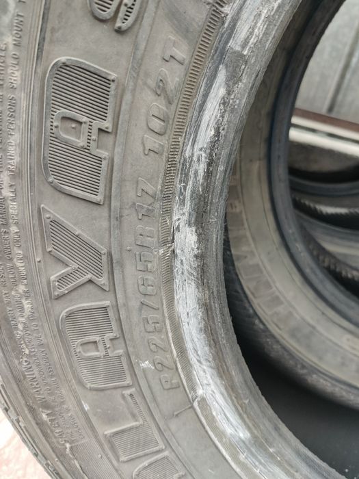 Шины зимние 225/65 R17