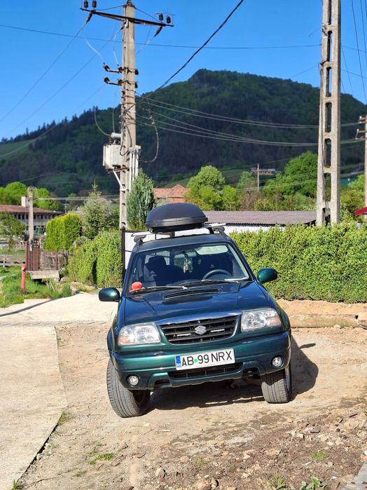 Vând Suzuki Grand Vitara