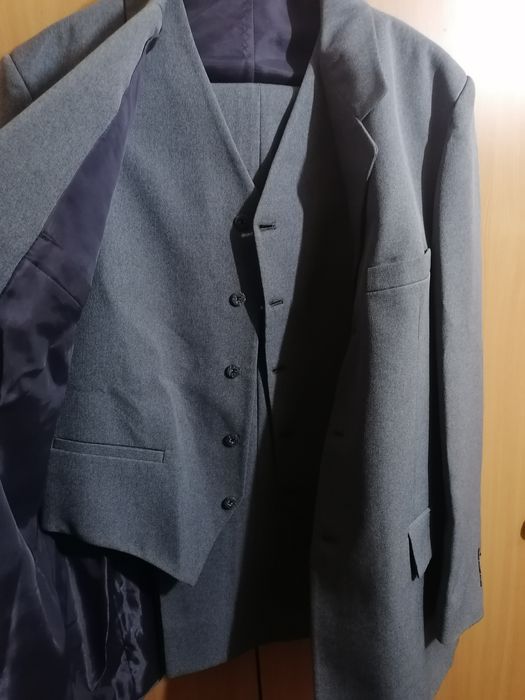 Costume bărbătești