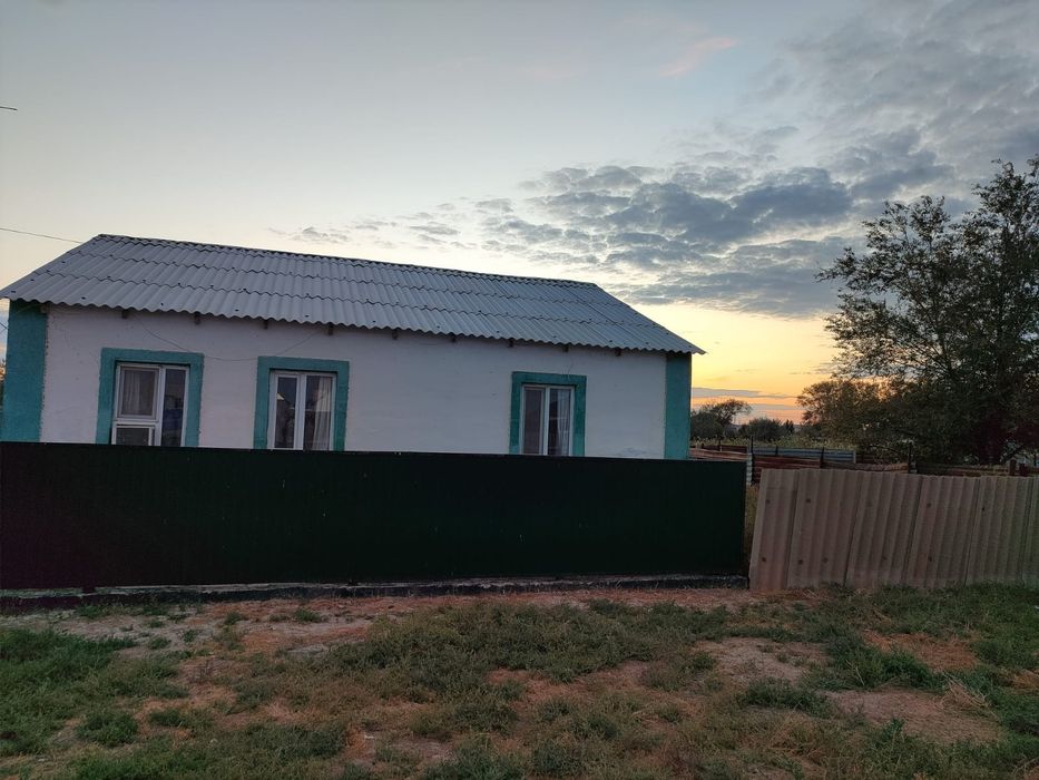 Продается 3 - комнатный дом