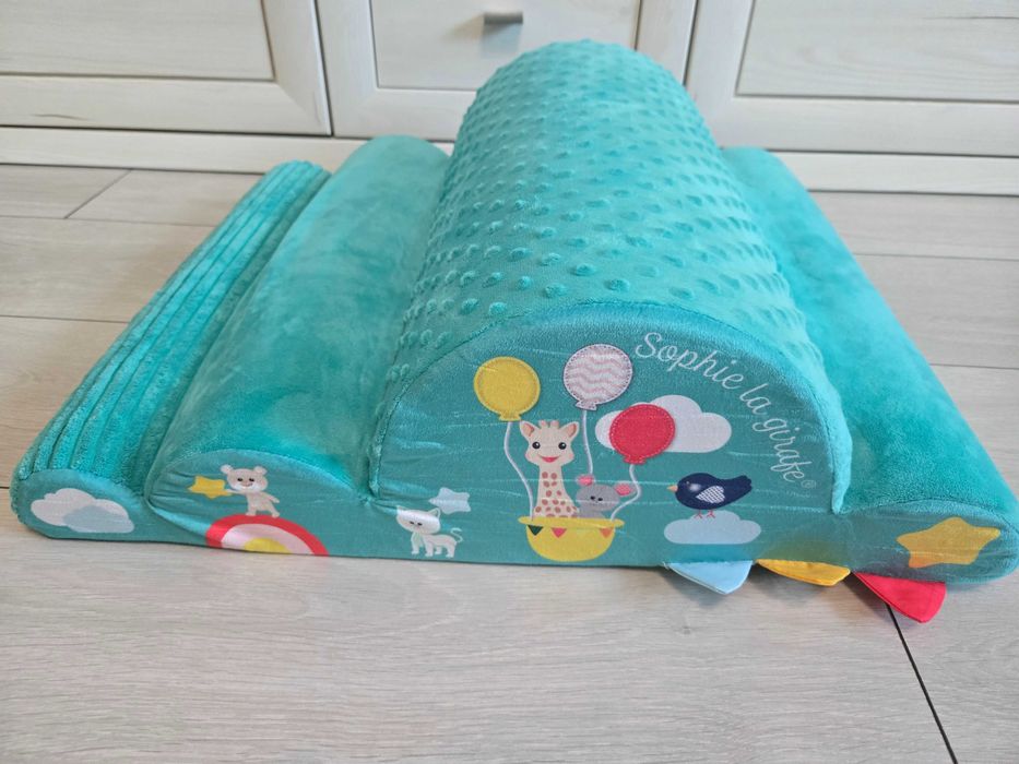 Многофункционална играчка за развитие на двигателни умения Sophie la Girafe - Oблаче