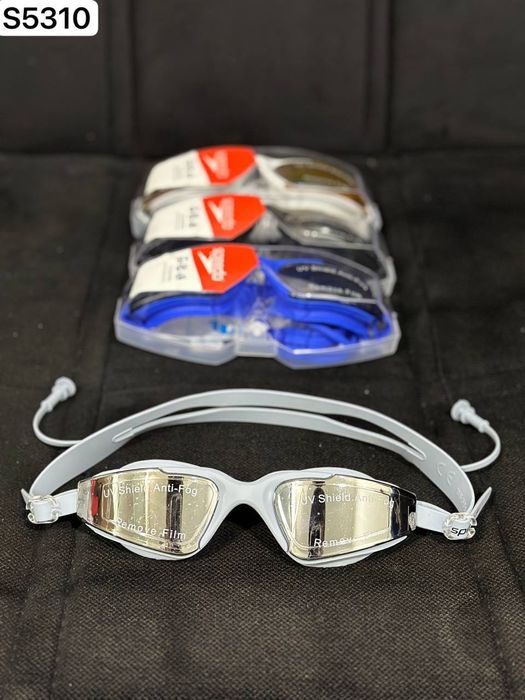 Очки для плавания