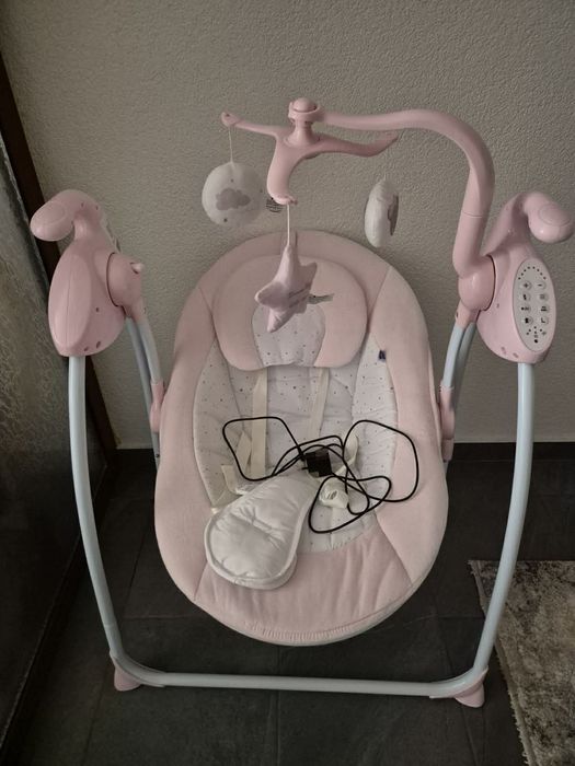 Музикална люлка за бебе