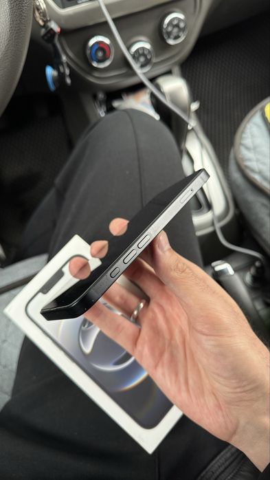 iPhone 16e 128 GB Black