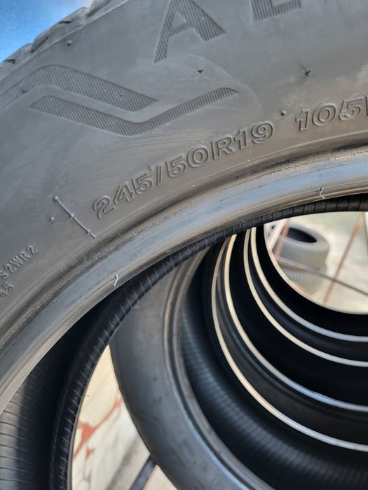 245 50 19 Bridgestone 4бр летни дот 24