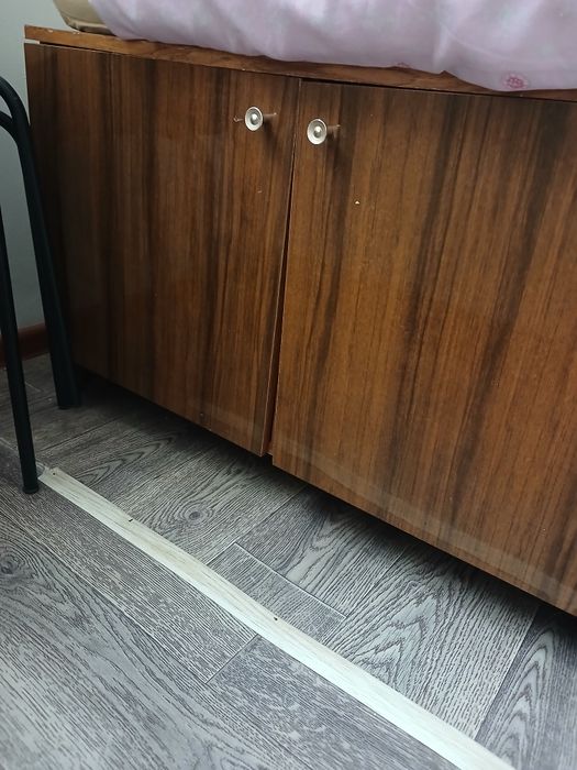 Продается комод и тумбочка