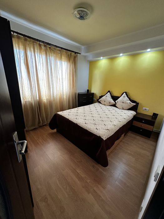 Apartament 2 camere, transformat in 3 camere, Zona  Inel 2 - Aleea Solidaritatii