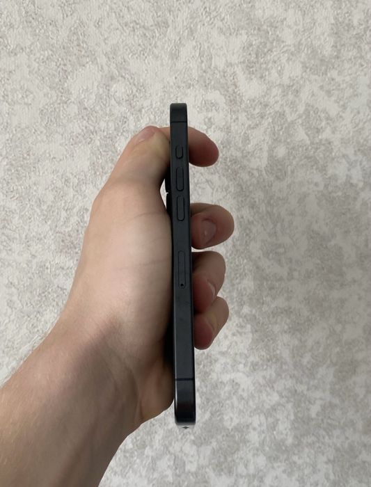 продам Iphone 15 pro 256gb