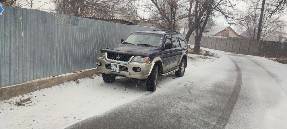 Mitsubishi Montero sport