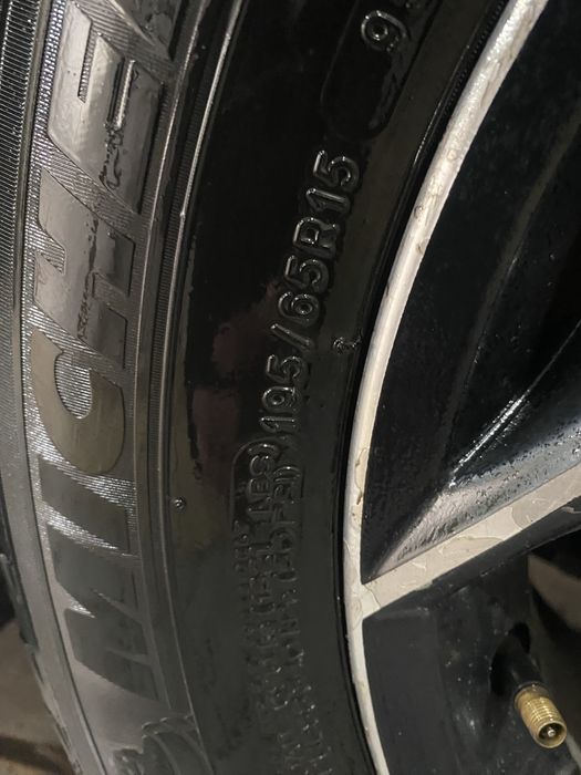 Продам зимний шина с дисками