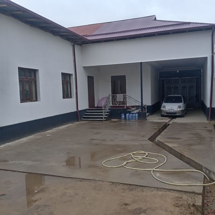 Участка сотилади