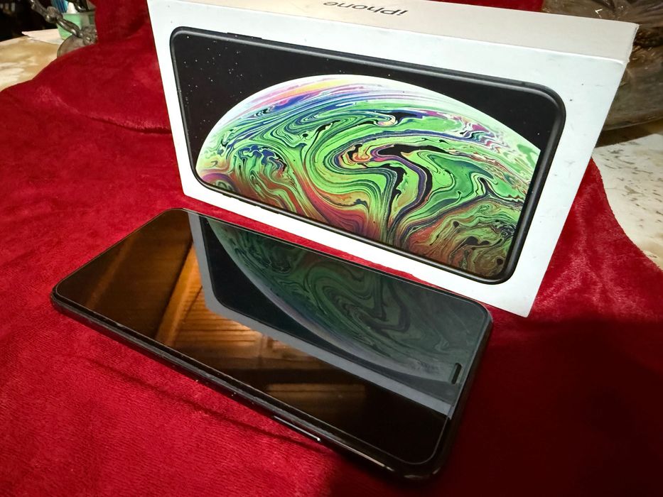 iPhone XS Max 64 GB 80% батерия
