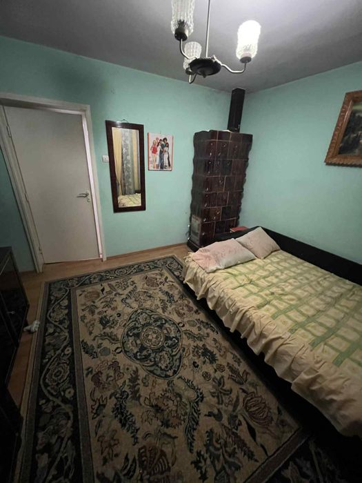 Vand apartament ( CITITI DESCRIEREA )