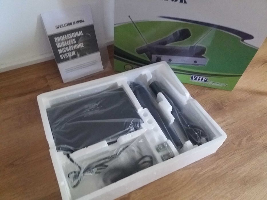 Set 2 microfoane wireless KARAOKE Microfoane fara fir