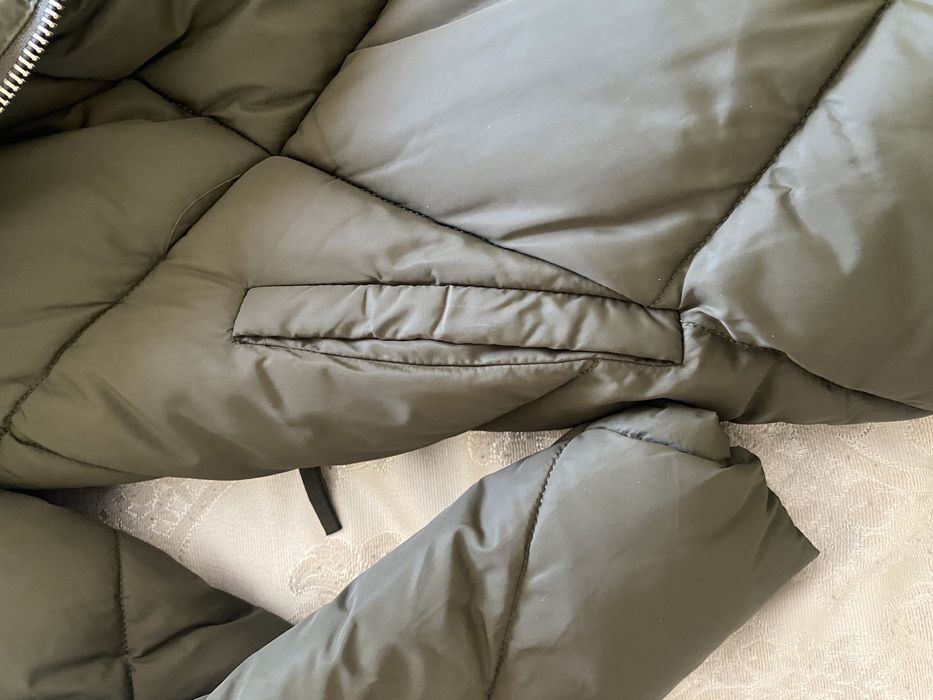 Куртка новая весенняя