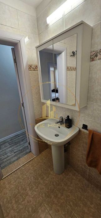 Дава се под наем Тристаен апартамент в Варна, Генералите - 75 кв.м за 600 € - Снимка #9