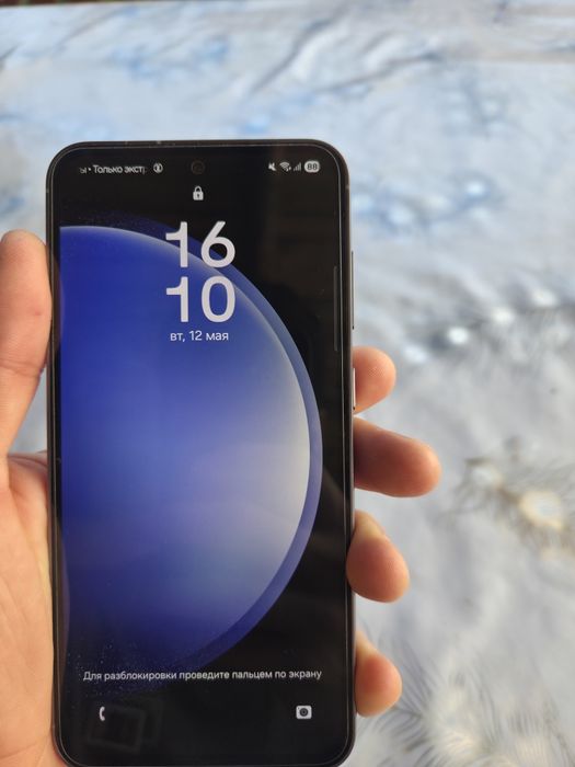 Продам Samsung s23fe