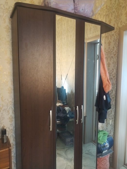 Продам шкаф для одежды