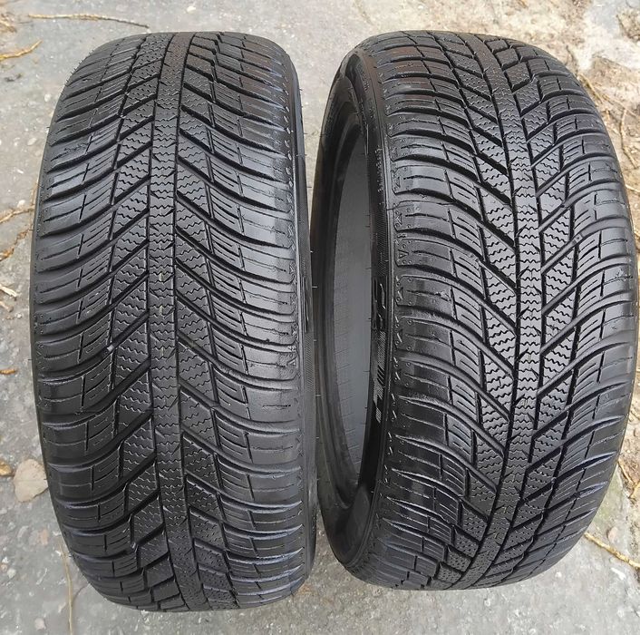 Две автомобилни гуми Nexen