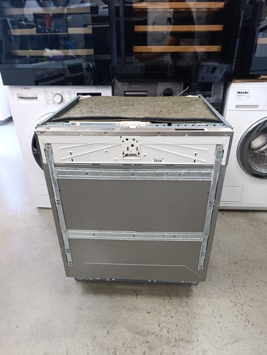 Съдомиялна за вграждане Miele A++ XXL