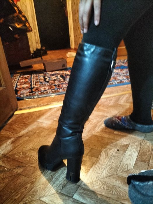 Продам сапоги женские