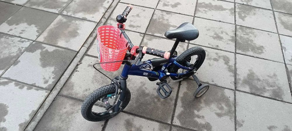Bicicleta (pt baiat)