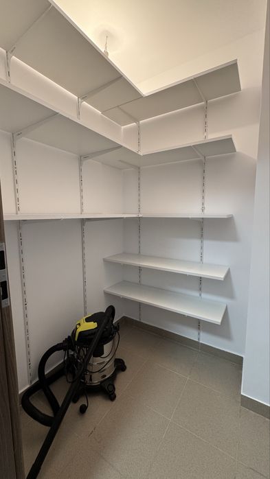 Proprietar Inchiriez apartament 3 camere Mall Vitan / Unirii sector 3