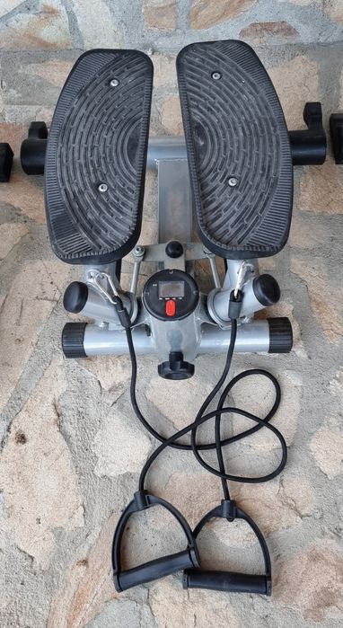 Степери с дисплеи и без