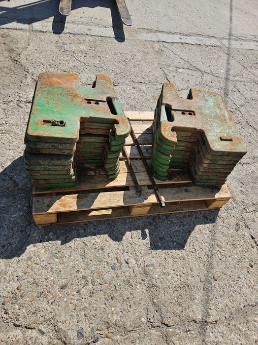 De vanzare contragreutati John Deere 50kg